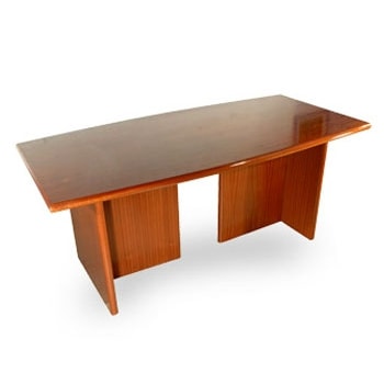 Mesa Reunion Bote Linea 7000 – Enchapado Madera